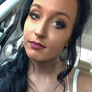 Meet your Posher, Karissa